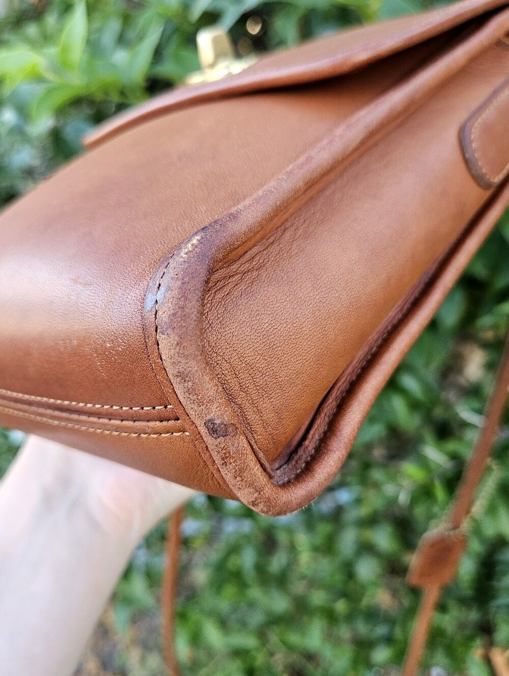 Vintage Coach Scooter Bag 9893 British Tan Leather Pre-1994 Hangtag Crossbody - Picture 8 of 12
